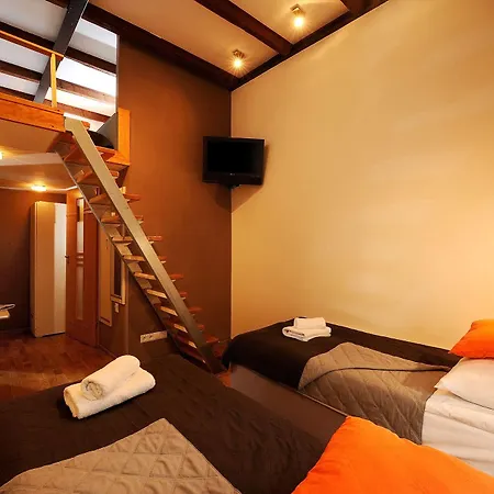 Apart-hotel Siesta 2*